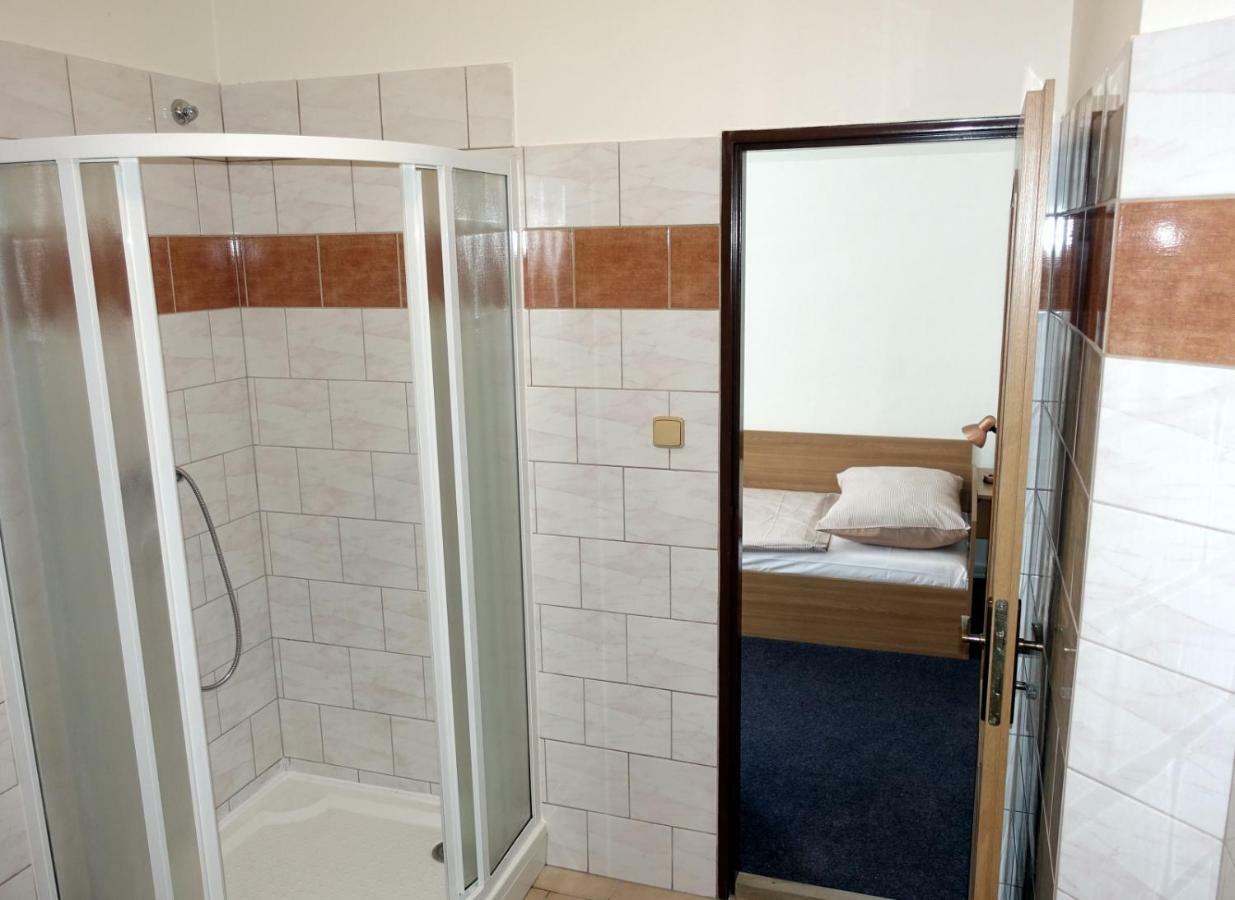 Jeseník Hotel Staric מראה חיצוני תמונה